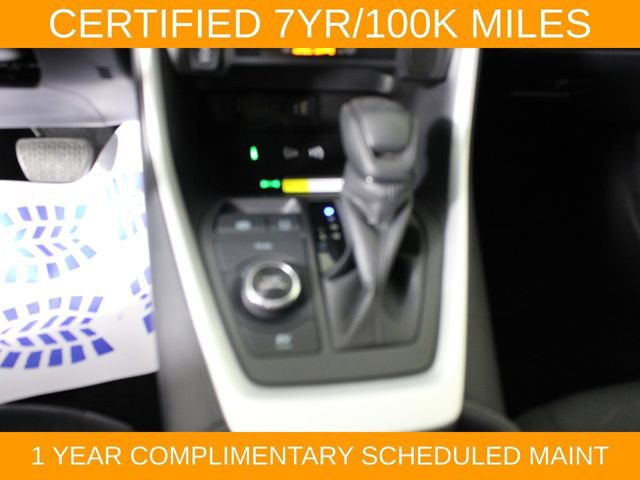 Used 2025 Toyota RAV4 XLE AWD/4WD image 27