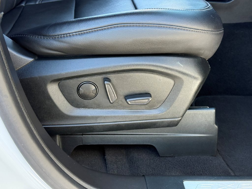 Certified 2023 Ford Explorer Limited AWD/4WD image 28