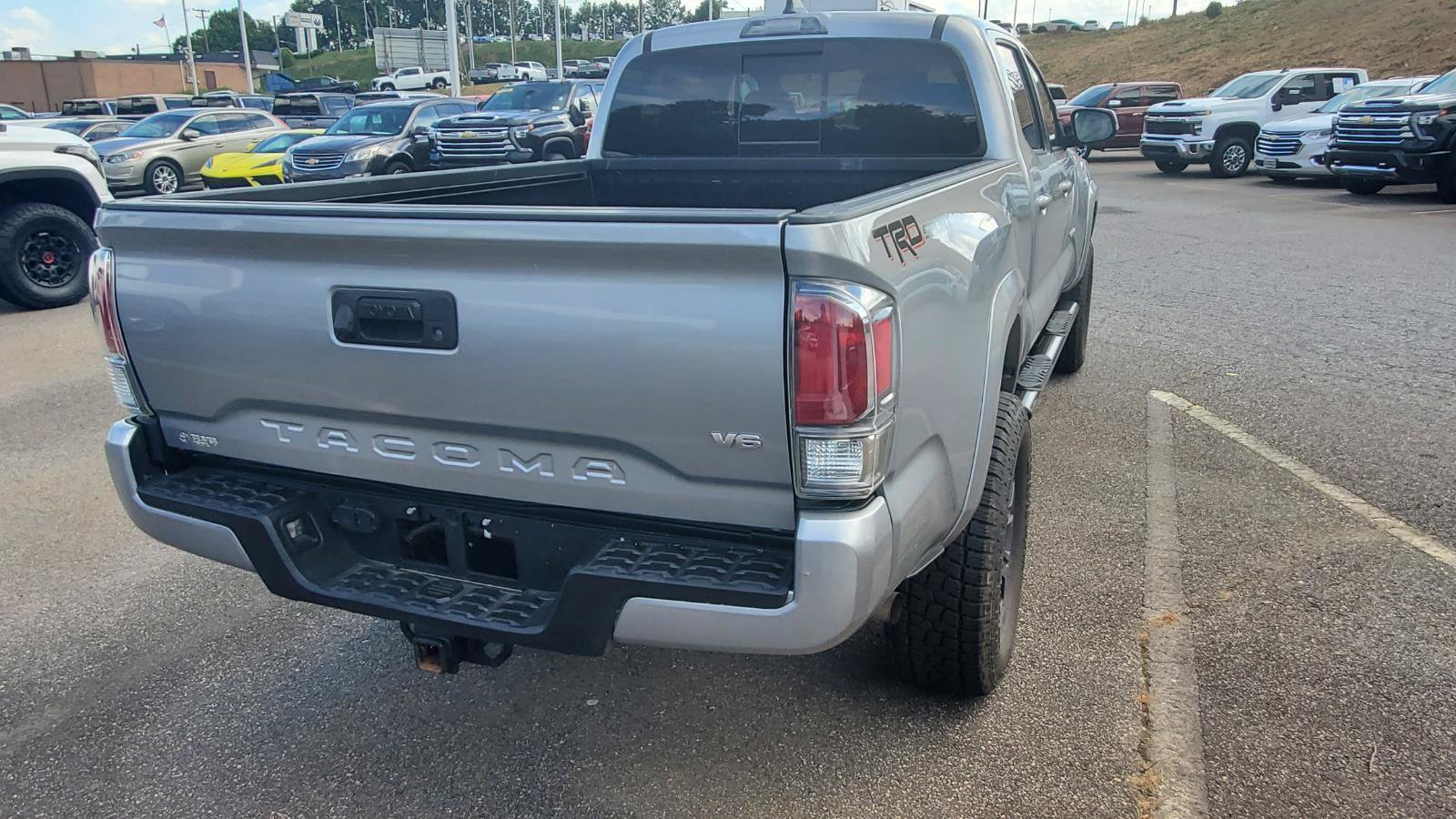 Used 2020 Toyota Tacoma TRD Sport RWD image 9