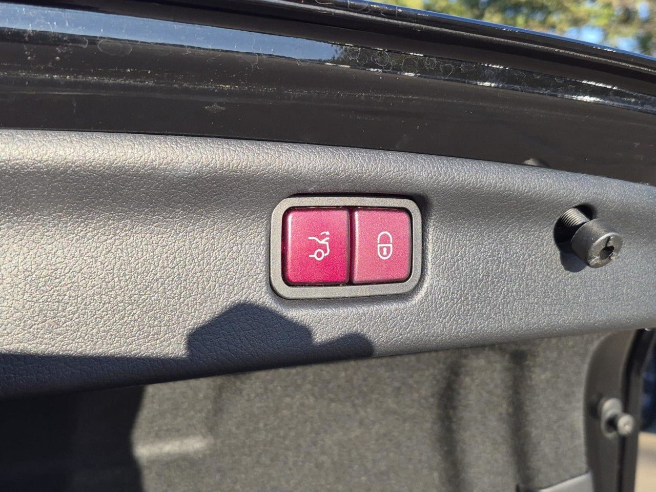 Used 2023 Mercedes-Benz C 300 Sedan image 9