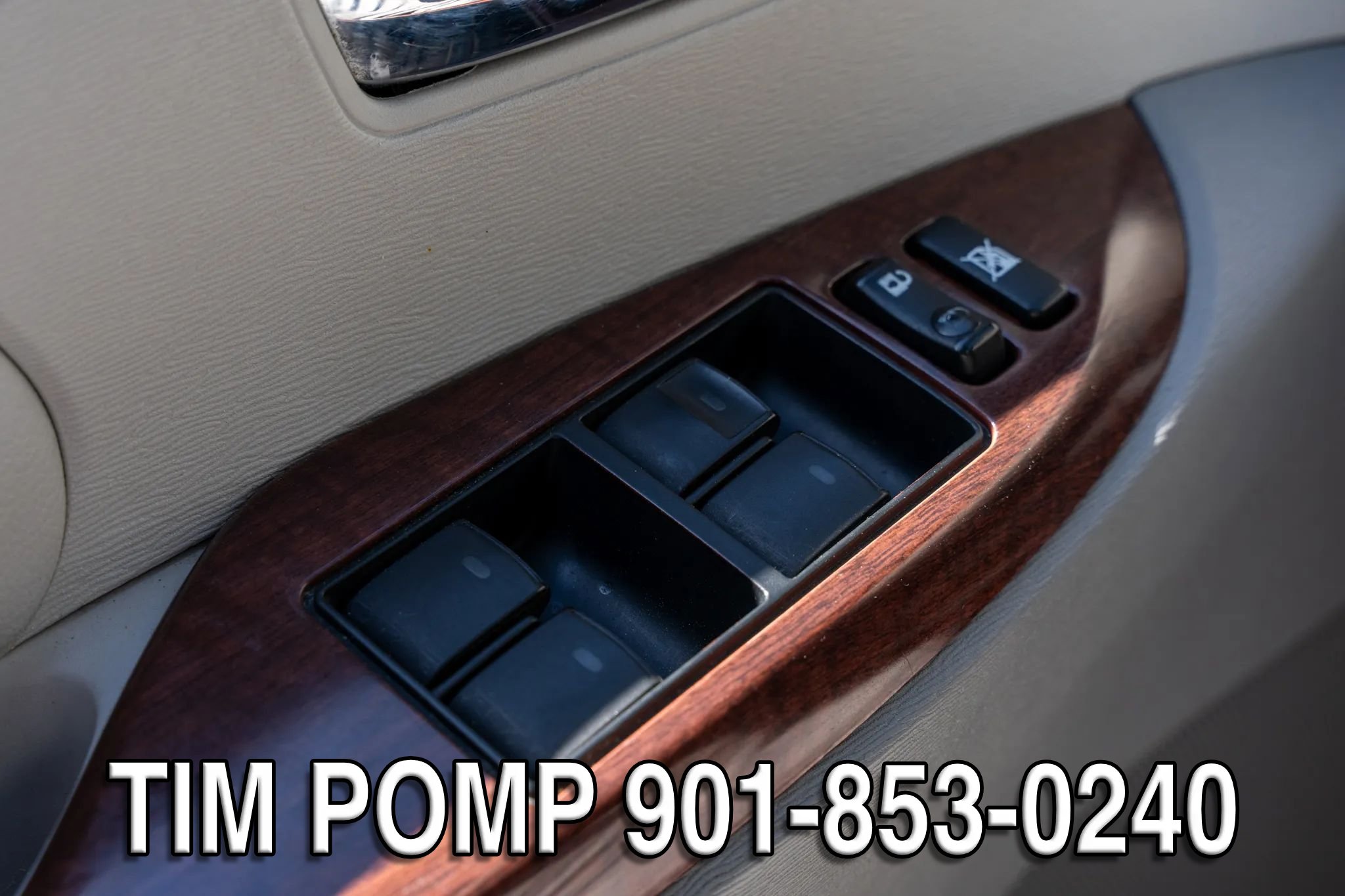 Used 2011 Toyota Sienna XLE w/ Entertainment Pkg FWD image 27