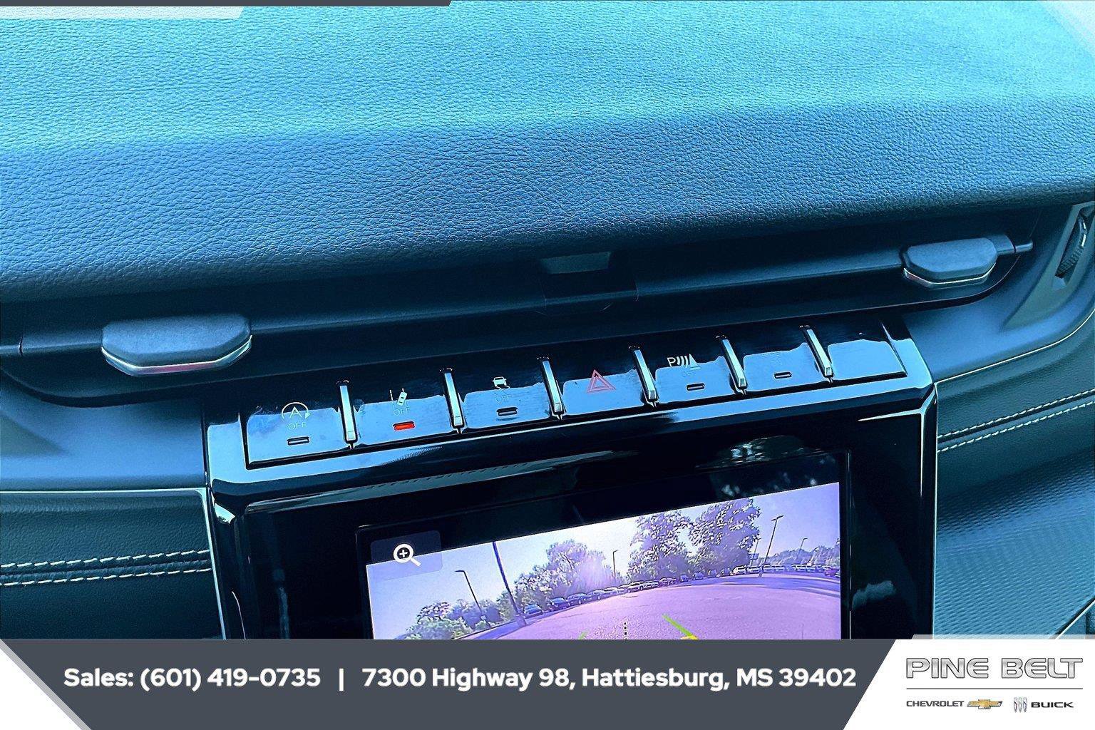 Used 2025 Jeep Grand Cherokee L Altitude RWD image 23