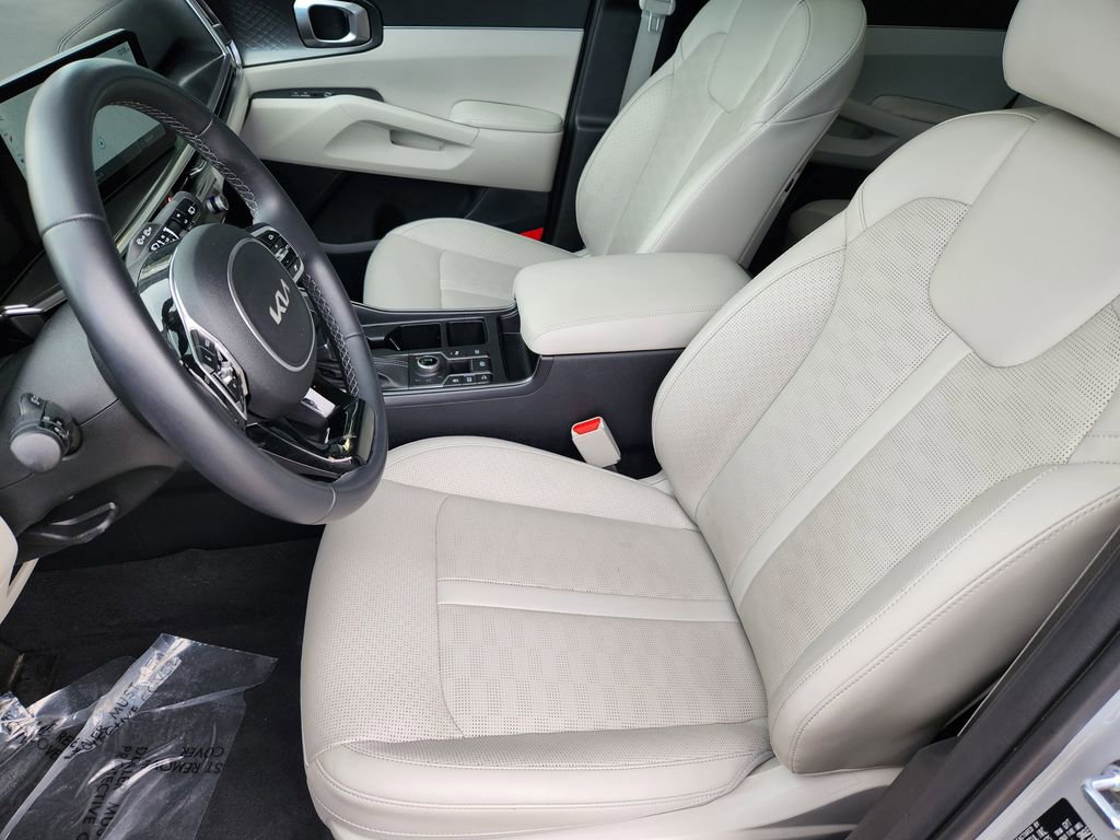 Used 2025 Kia Sorento S w/ Panoramic Sunroof Package image 12