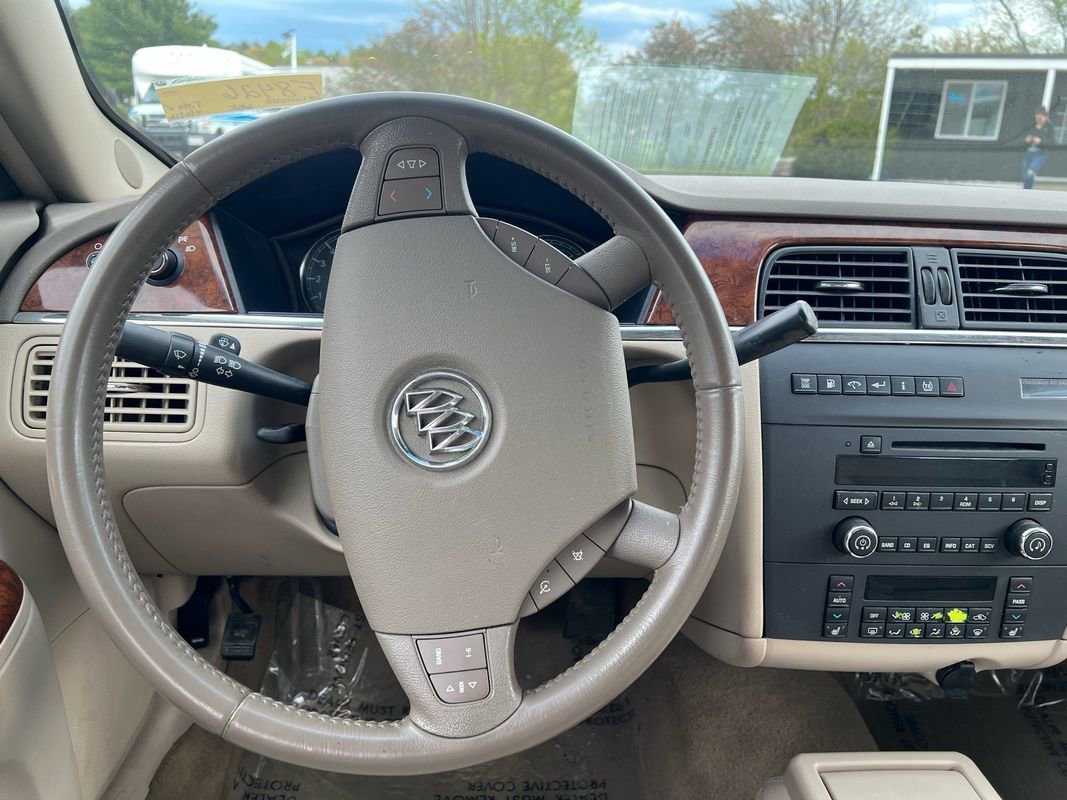 Used 2005 Buick LaCrosse CXL w/ Gold Convenience Package FWD image 10