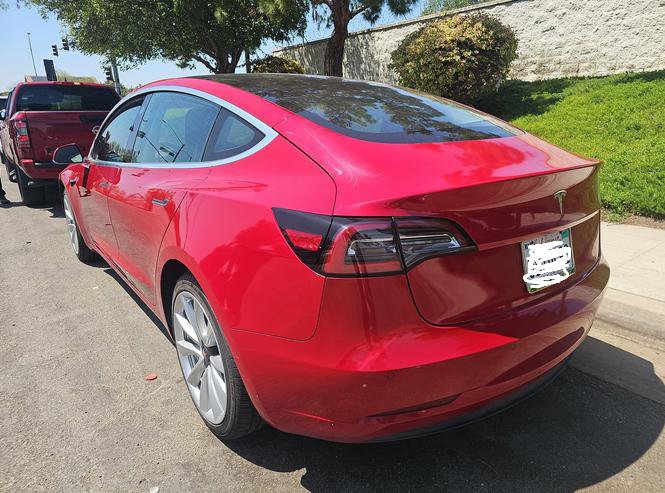 Used 2018 Tesla Model 3 Long Range RWD image 6