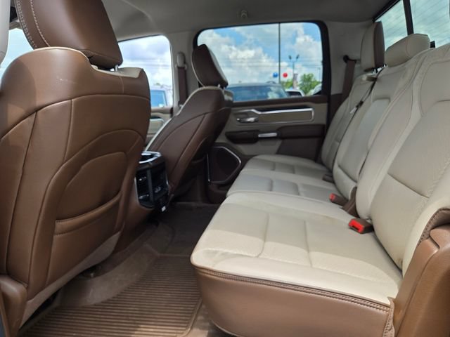 Used 2022 RAM 1500 Laramie AWD/4WD image 5
