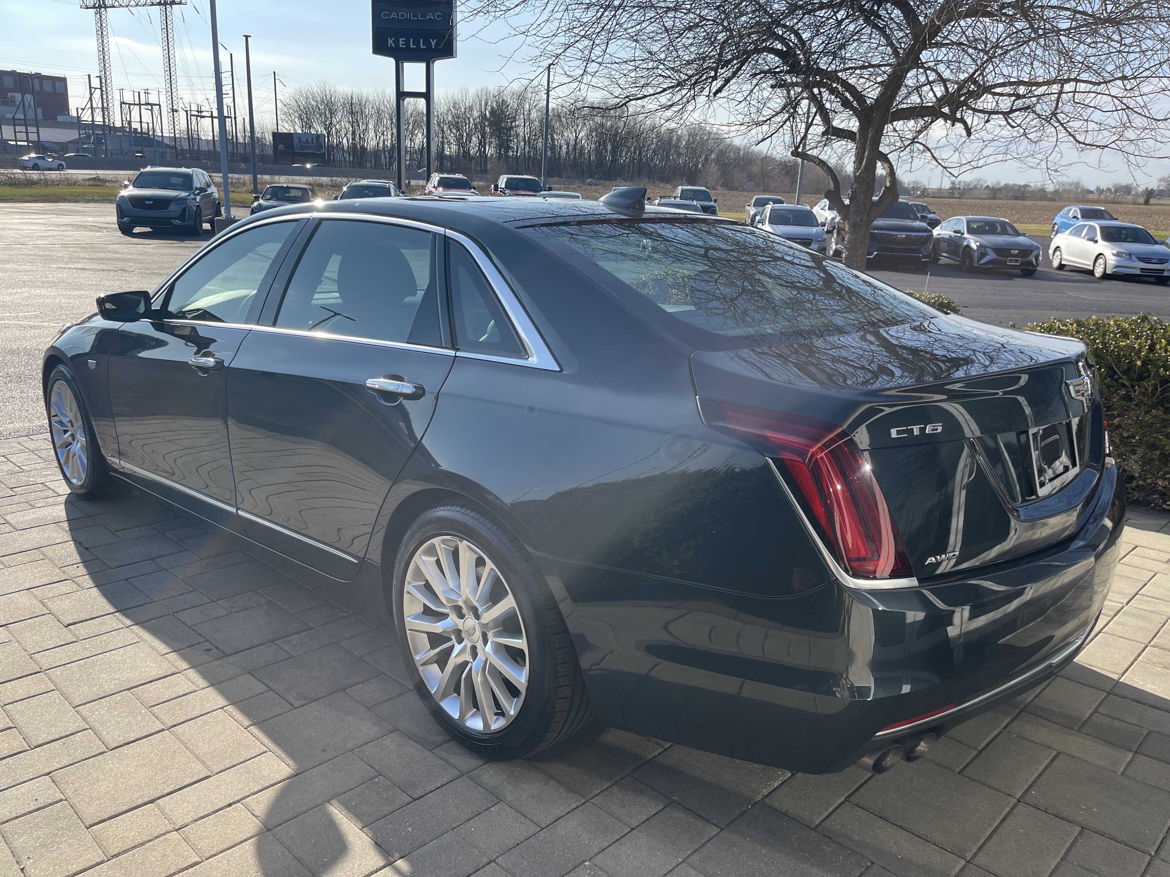 Used 2018 Cadillac CT6 AWD image 6