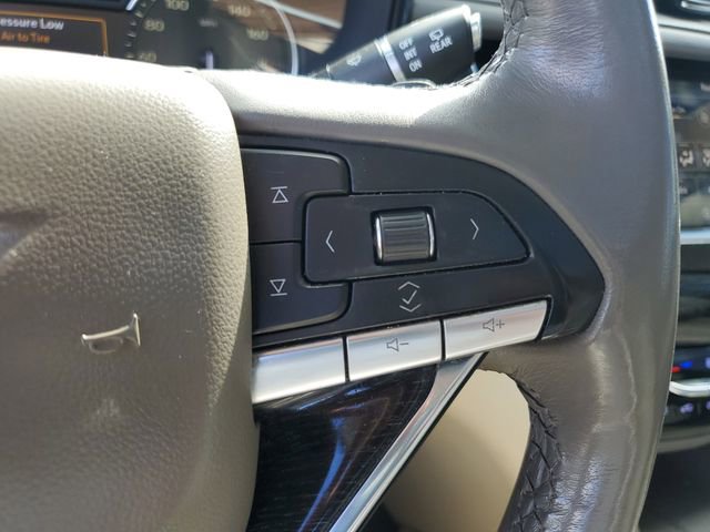Used 2022 Cadillac XT6 Premium Luxury AWD/4WD image 13