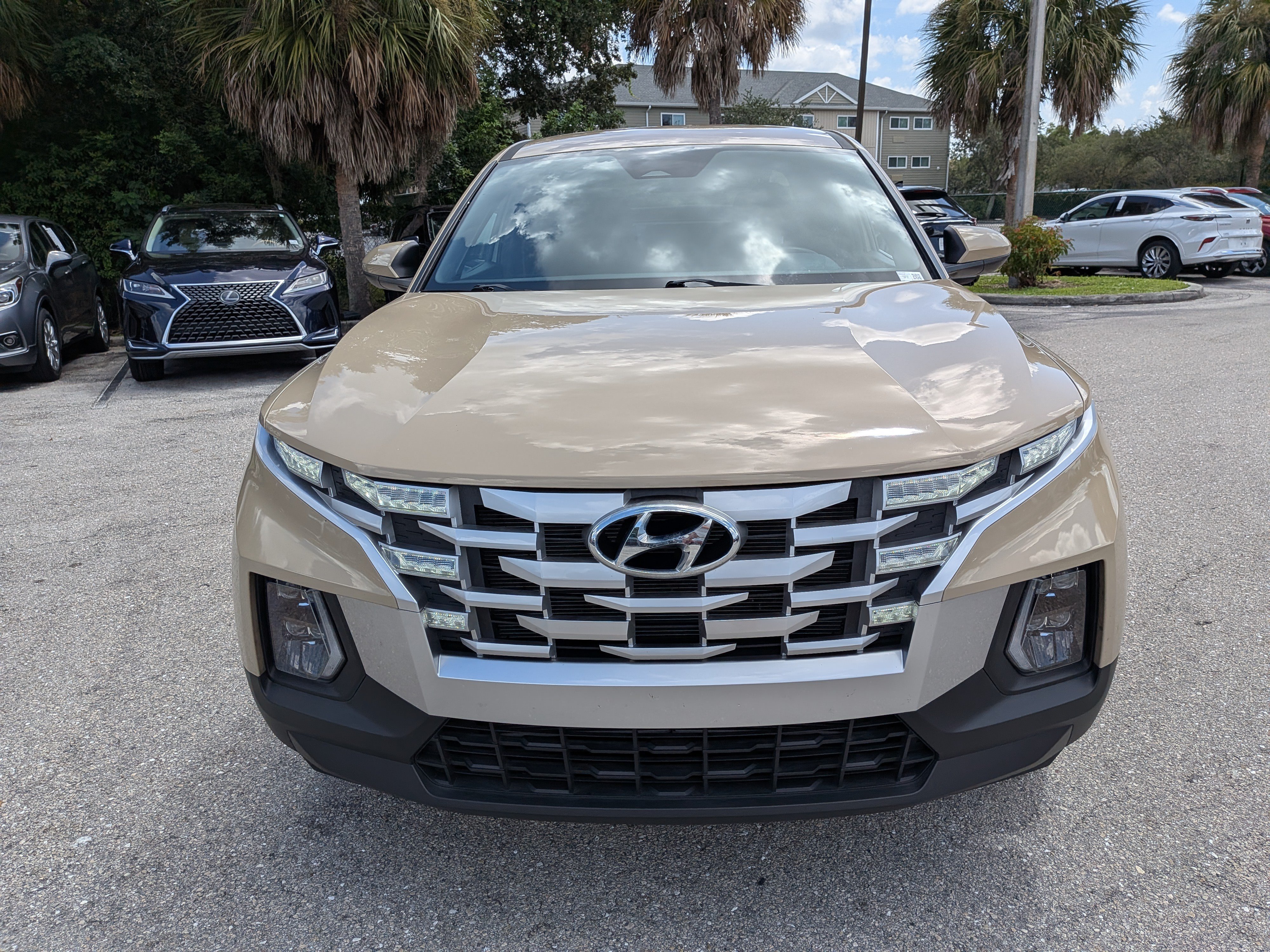 Used 2024 Hyundai Santa Cruz SE FWD image 9