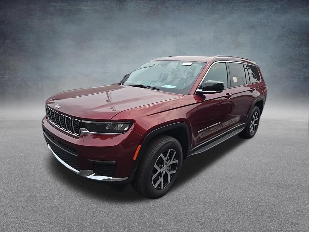 Used 2025 Jeep Grand Cherokee L Limited w/ Trailer Tow Package AWD/4WD image 4