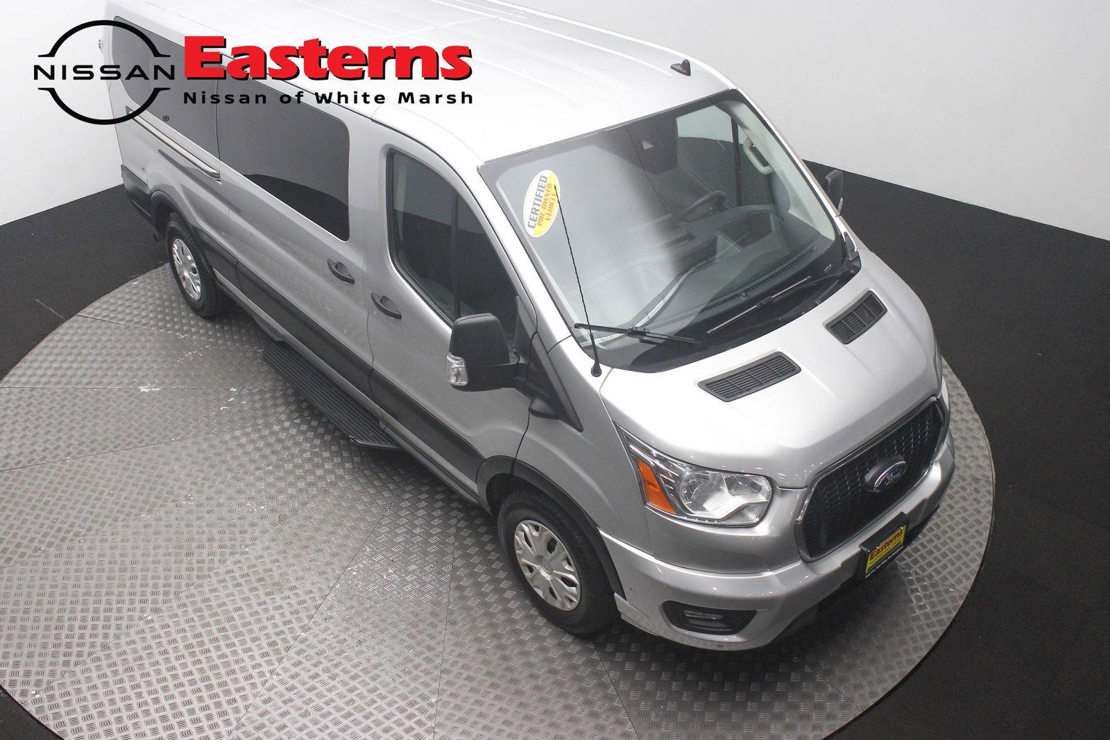 Used 2022 Ford Transit 350 XLT RWD image 3