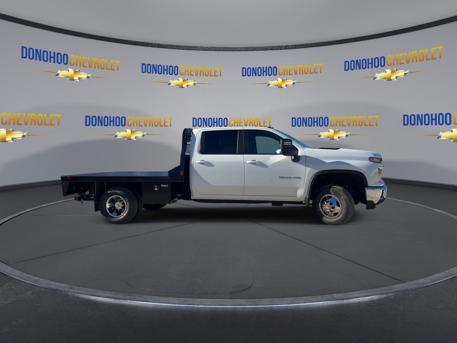 New 2026 Chevrolet Silverado 3500 LT w/ Convenience Package image 9