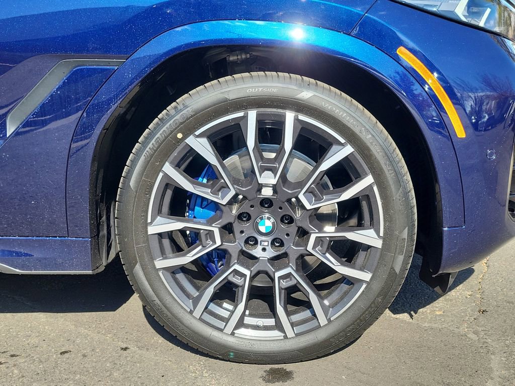 New 2026 BMW X6 xDrive40i image 11
