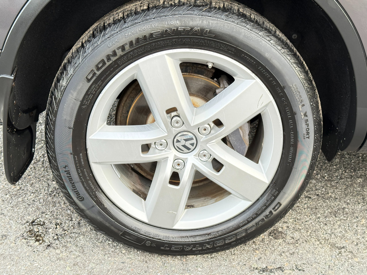 Used 2012 Volkswagen Touareg VR6 image 89