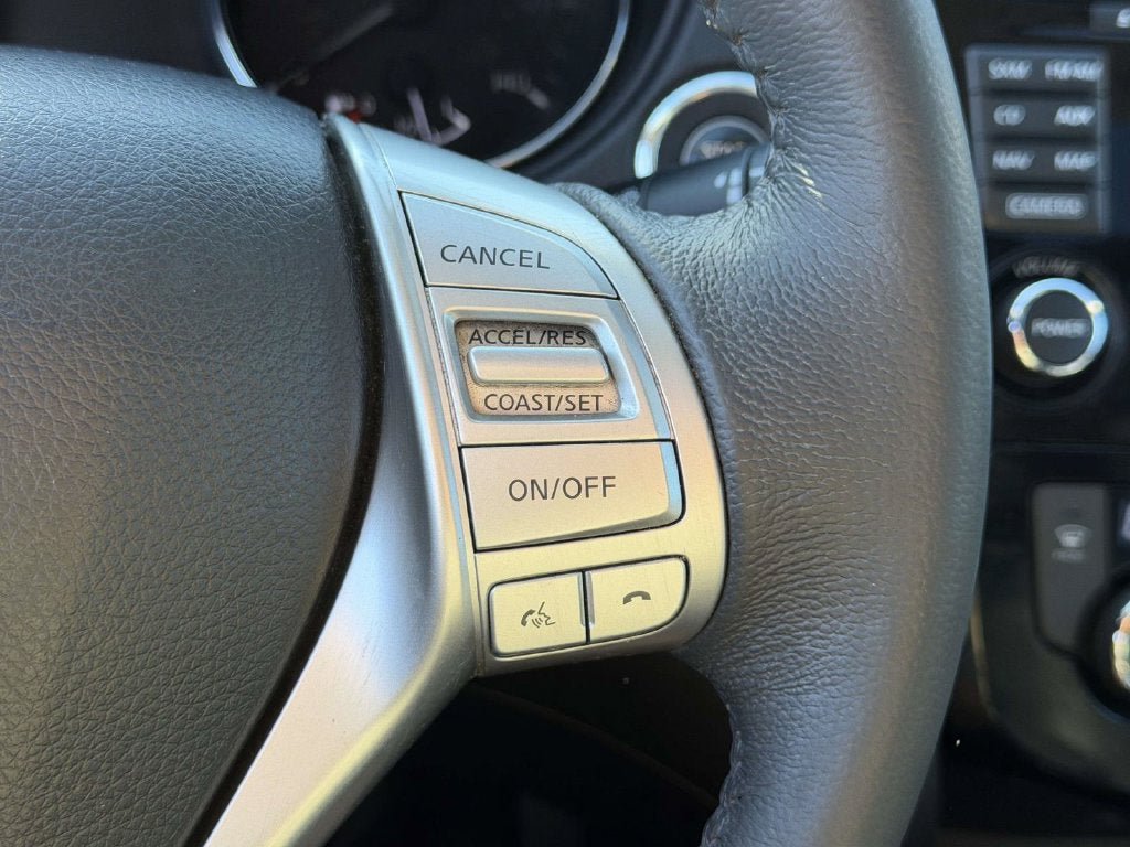 Used 2015 Nissan Rogue SL w/ SL Premium Package AWD/4WD image 22