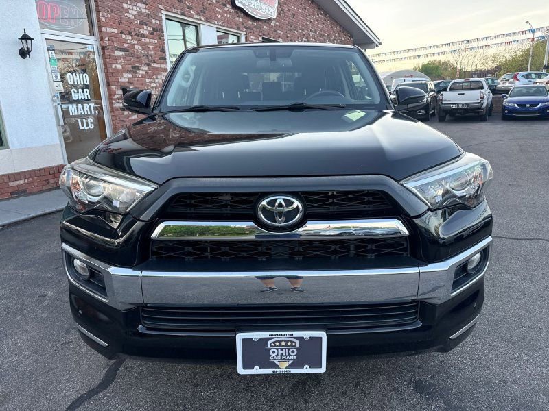 Used 2017 Toyota 4Runner Limited AWD/4WD image 2