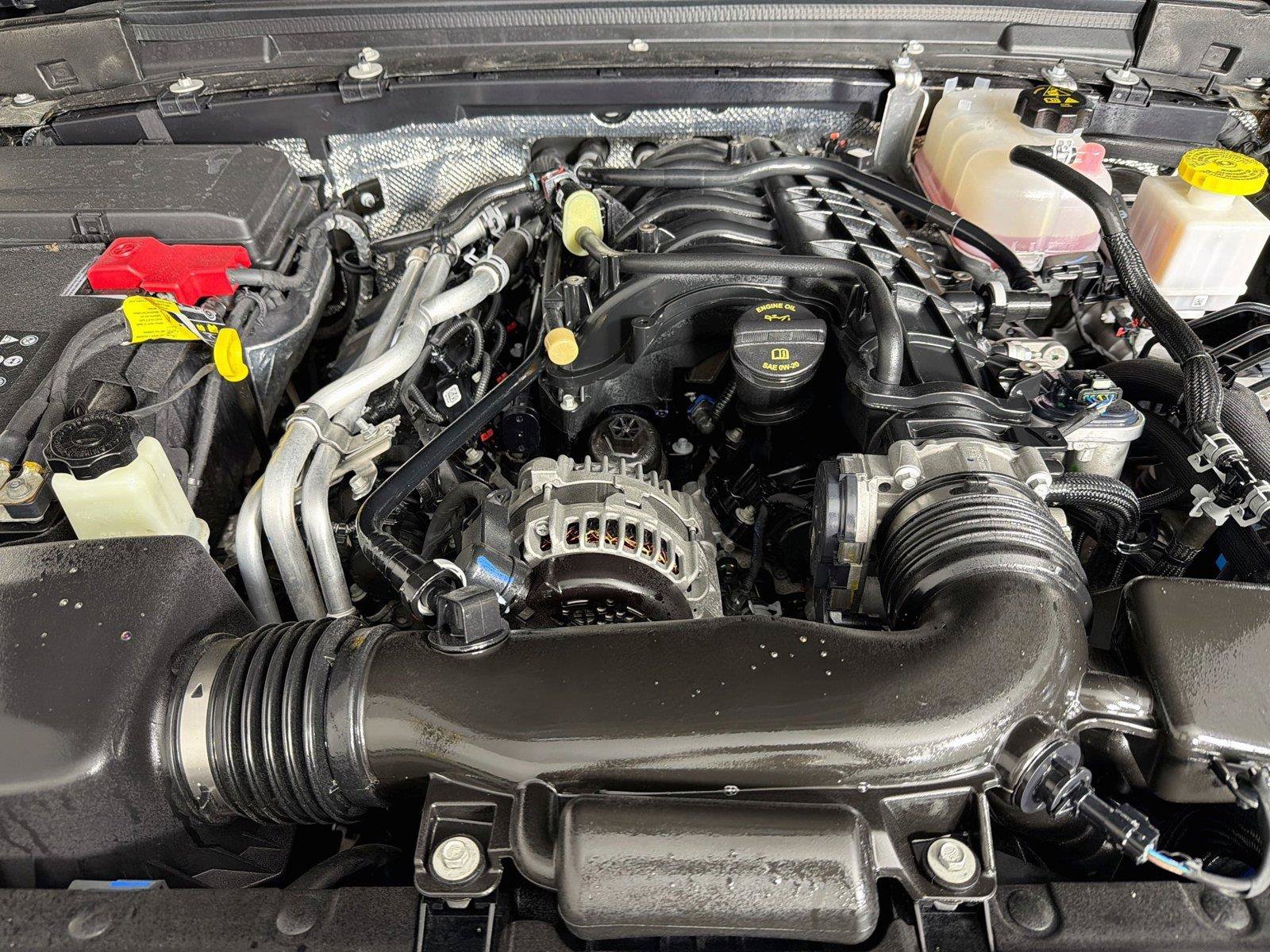 Used 2025 Jeep Gladiator Sport AWD/4WD image 33