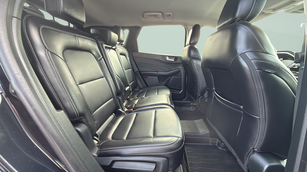 Used 2021 Ford Escape SEL w/ Technology Package AWD/4WD image 20
