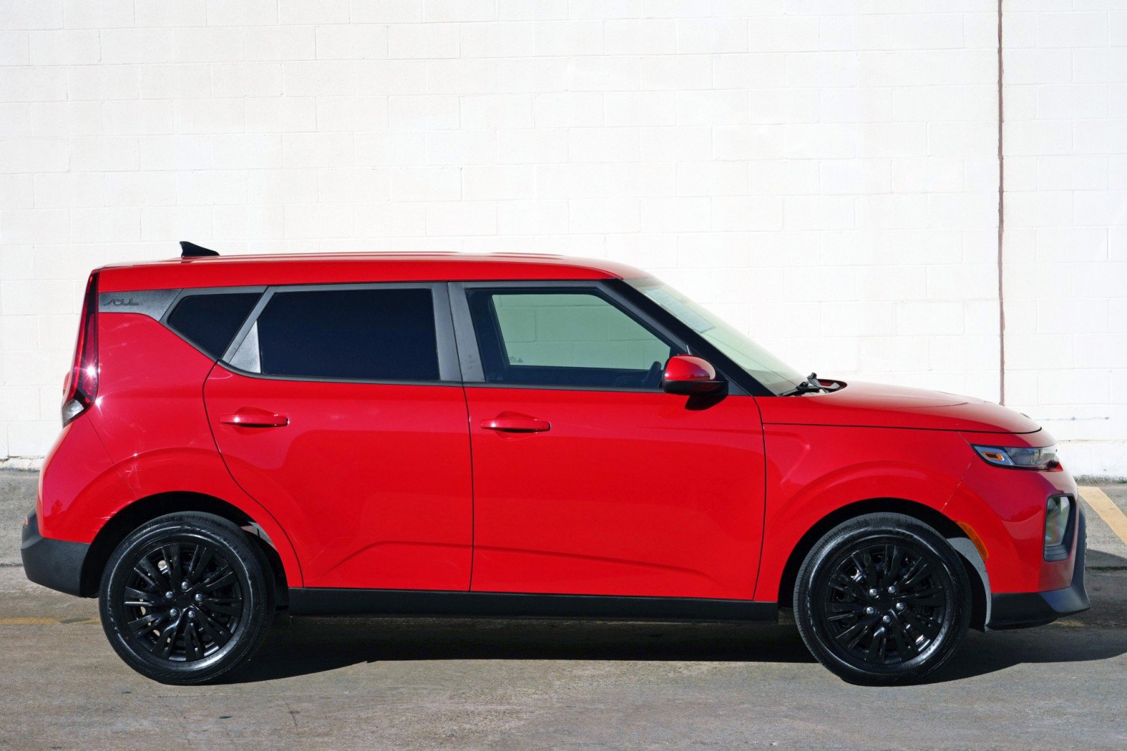 Used 2021 Kia Soul LX FWD image 44