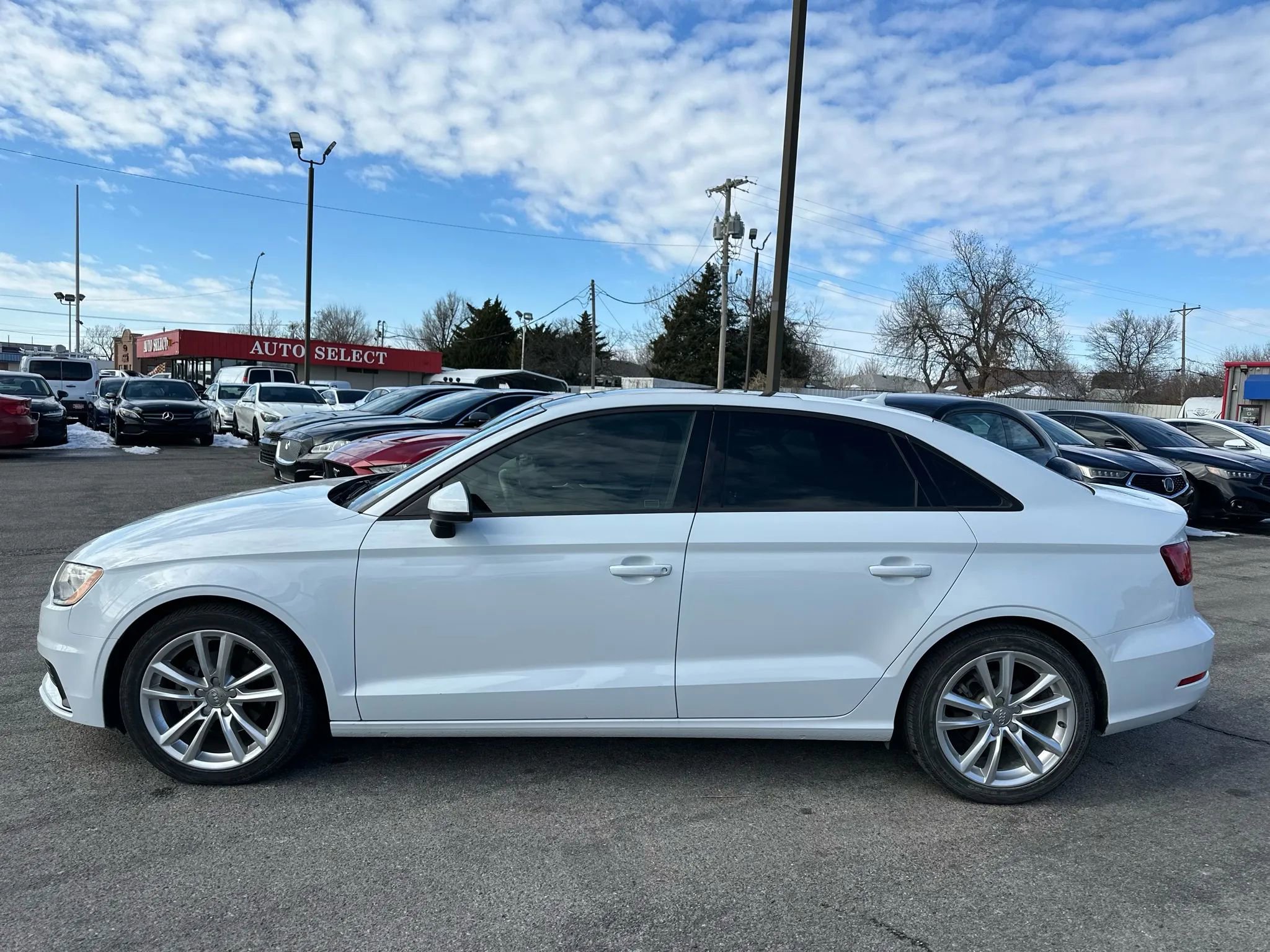 Used 2015 Audi A3 TDI Premium w/ Cold Weather Package image 9