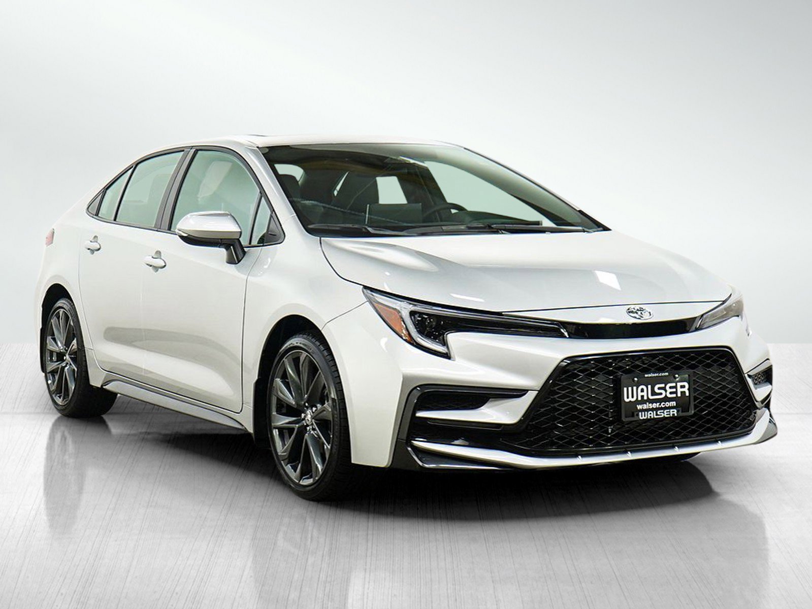 Used 2025 Toyota Corolla SE FWD image 7