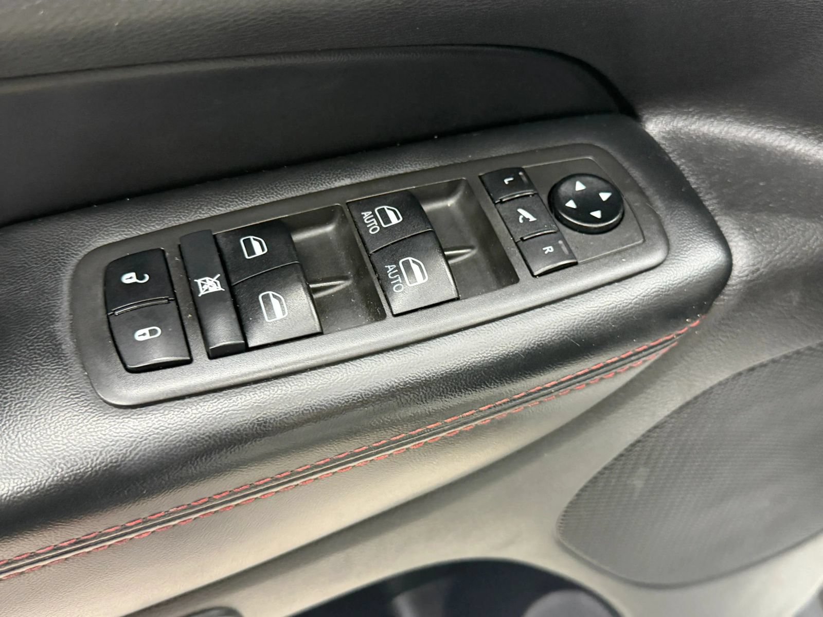 Used 2021 Jeep Grand Cherokee Trailhawk AWD/4WD image 22