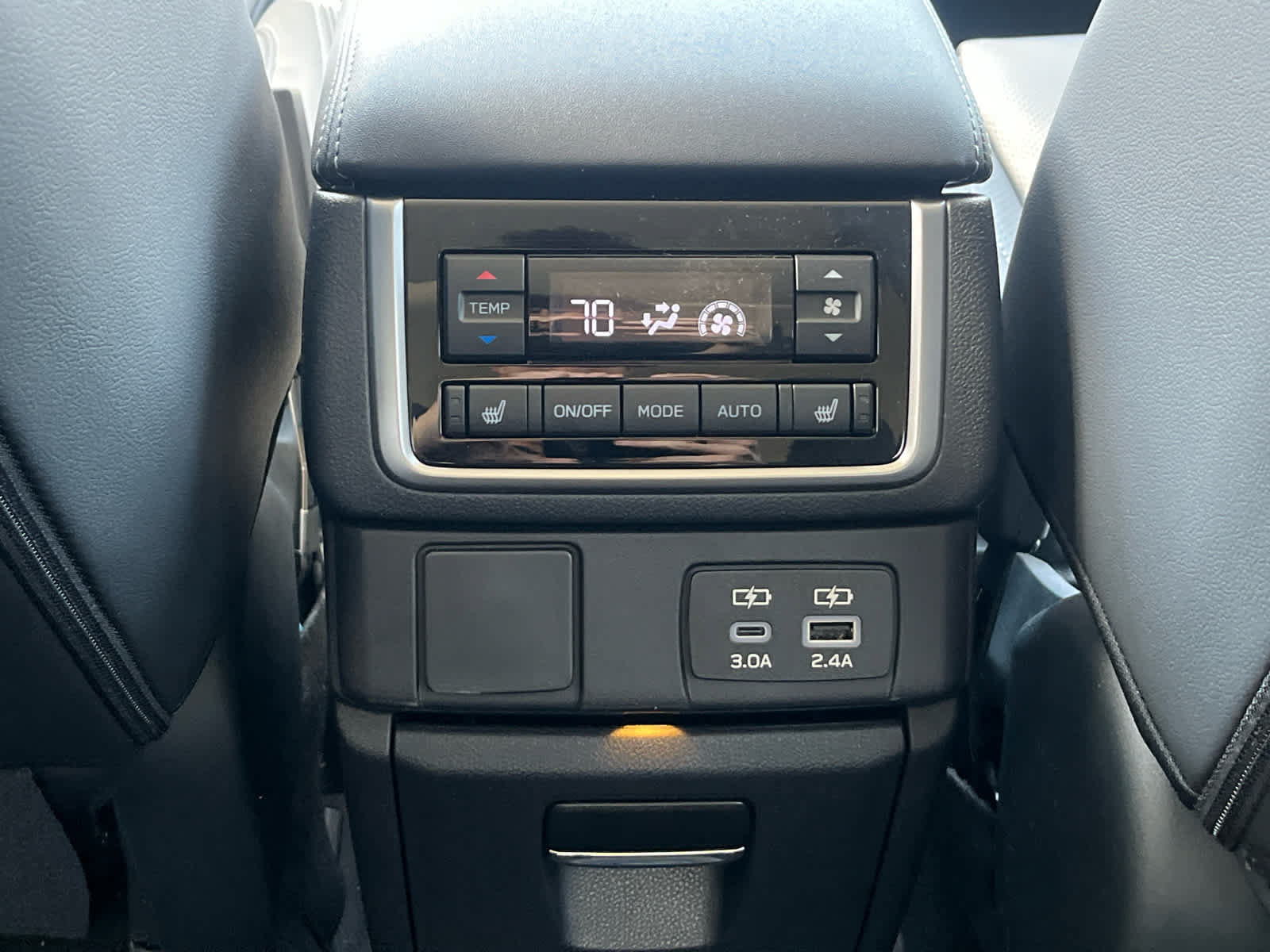 New 2026 Subaru Ascent Limited AWD/4WD image 22
