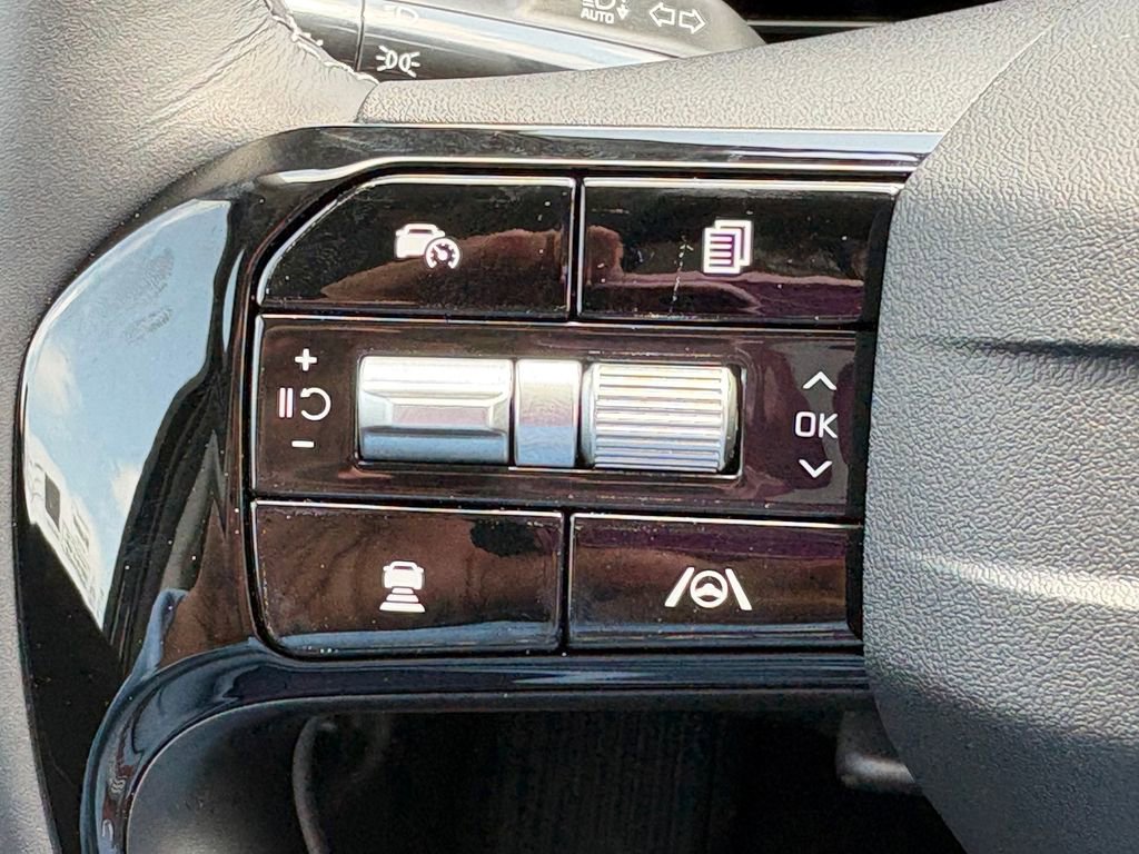 New 2026 Kia Sorento S FWD image 22