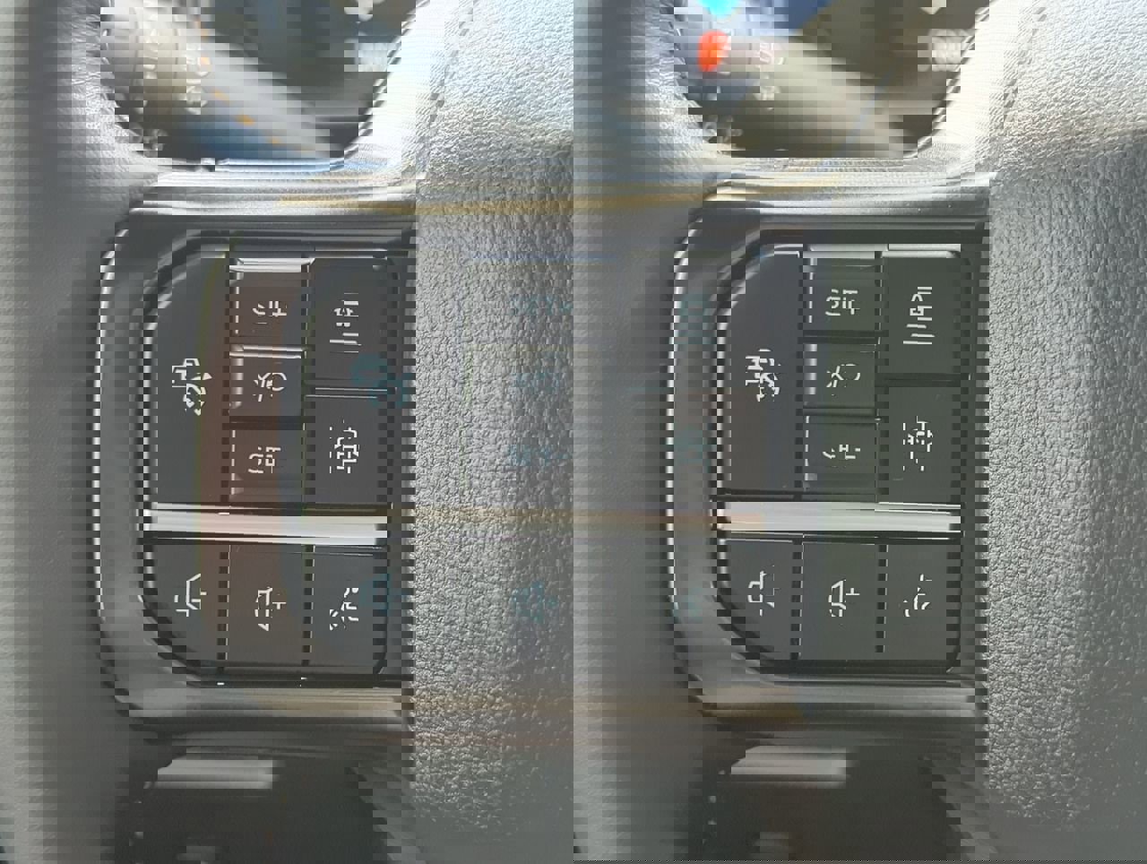 Used 2024 Ford F350 Platinum image 24