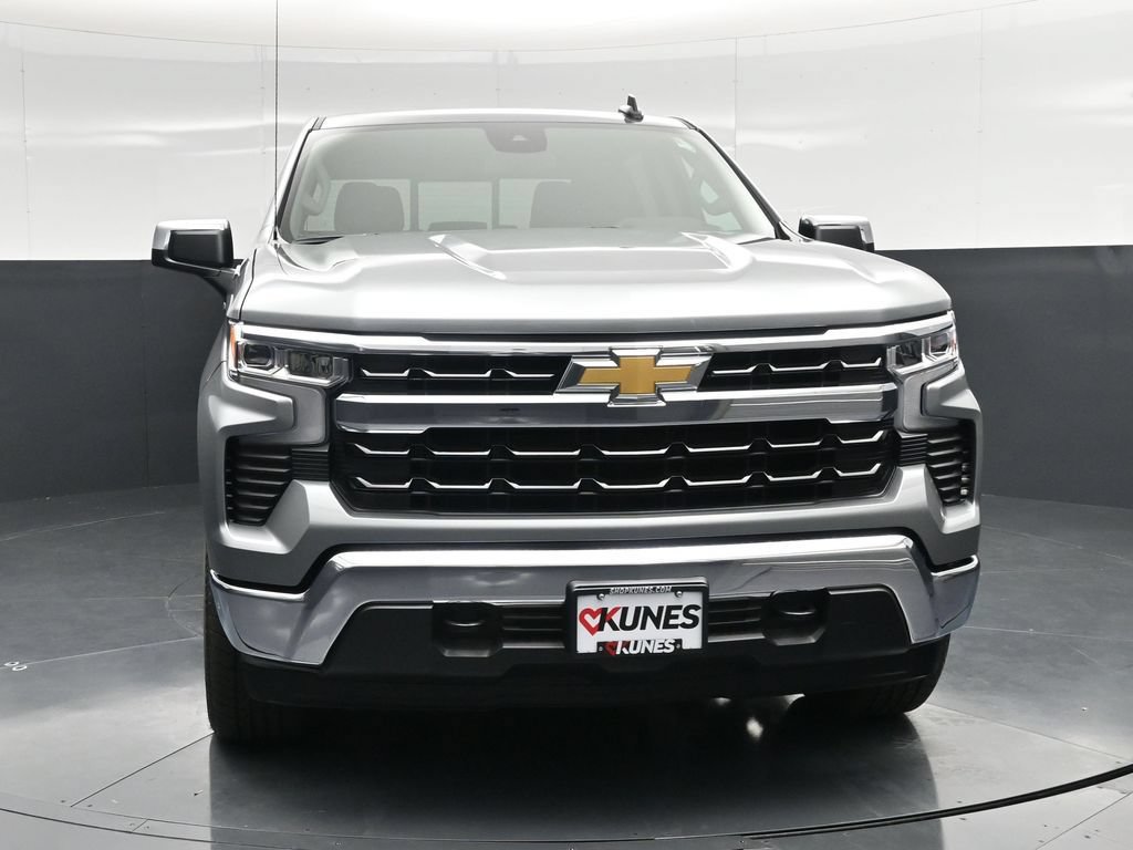 Used 2026 Chevrolet Silverado 1500 LT w/ Protection Package AWD/4WD image 4