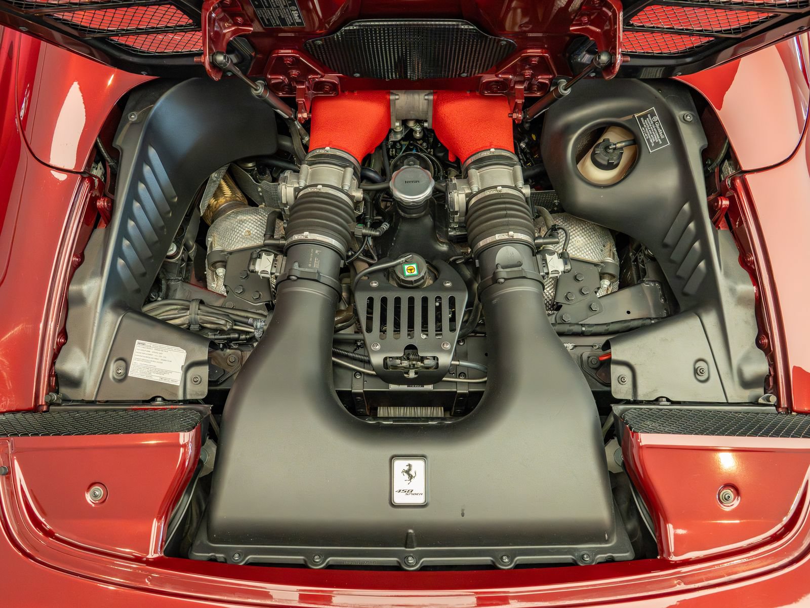Certified 2013 Ferrari 458 Spider RWD image 23