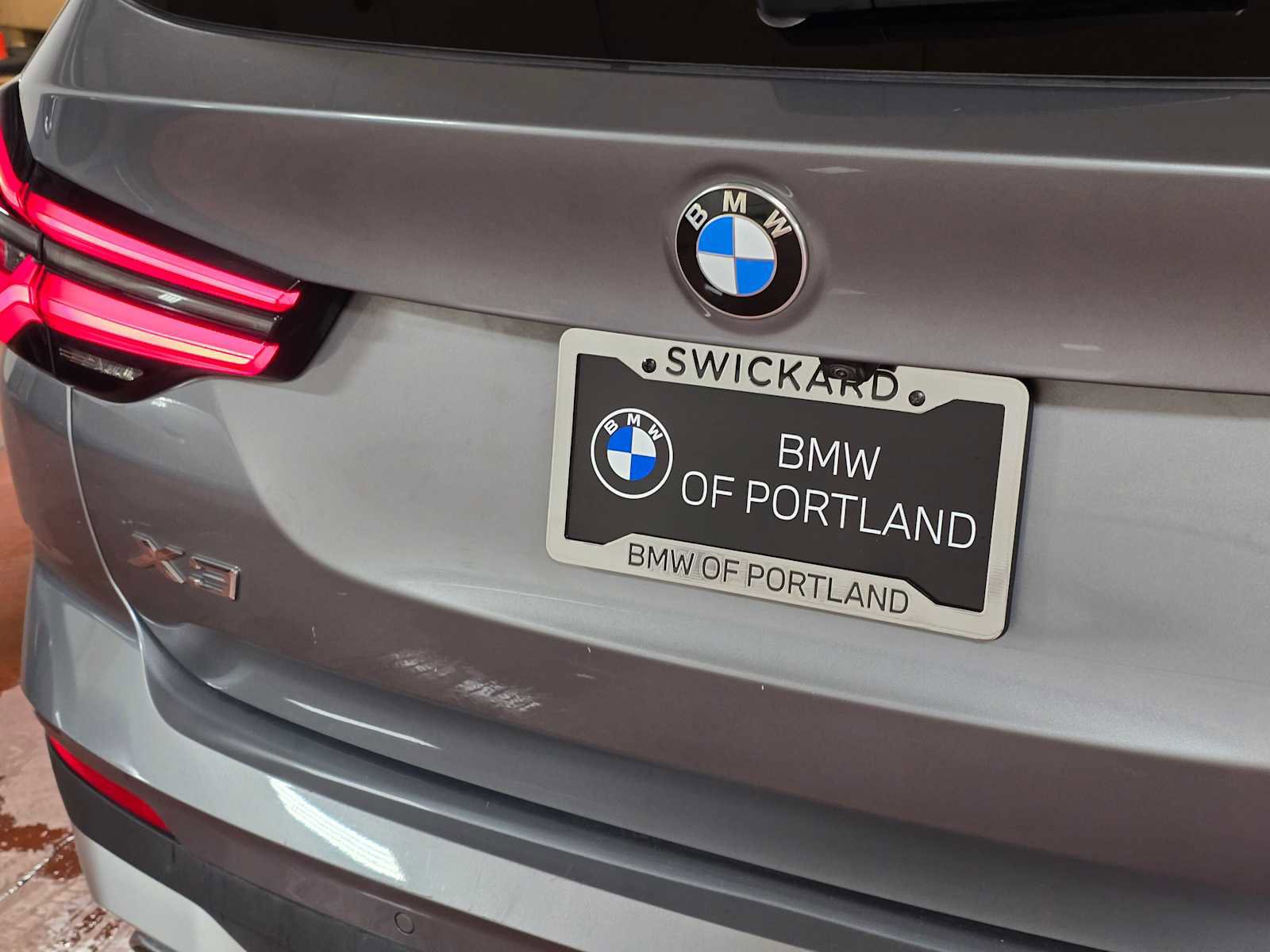 Used 2024 BMW X3 xDrive30i image 12