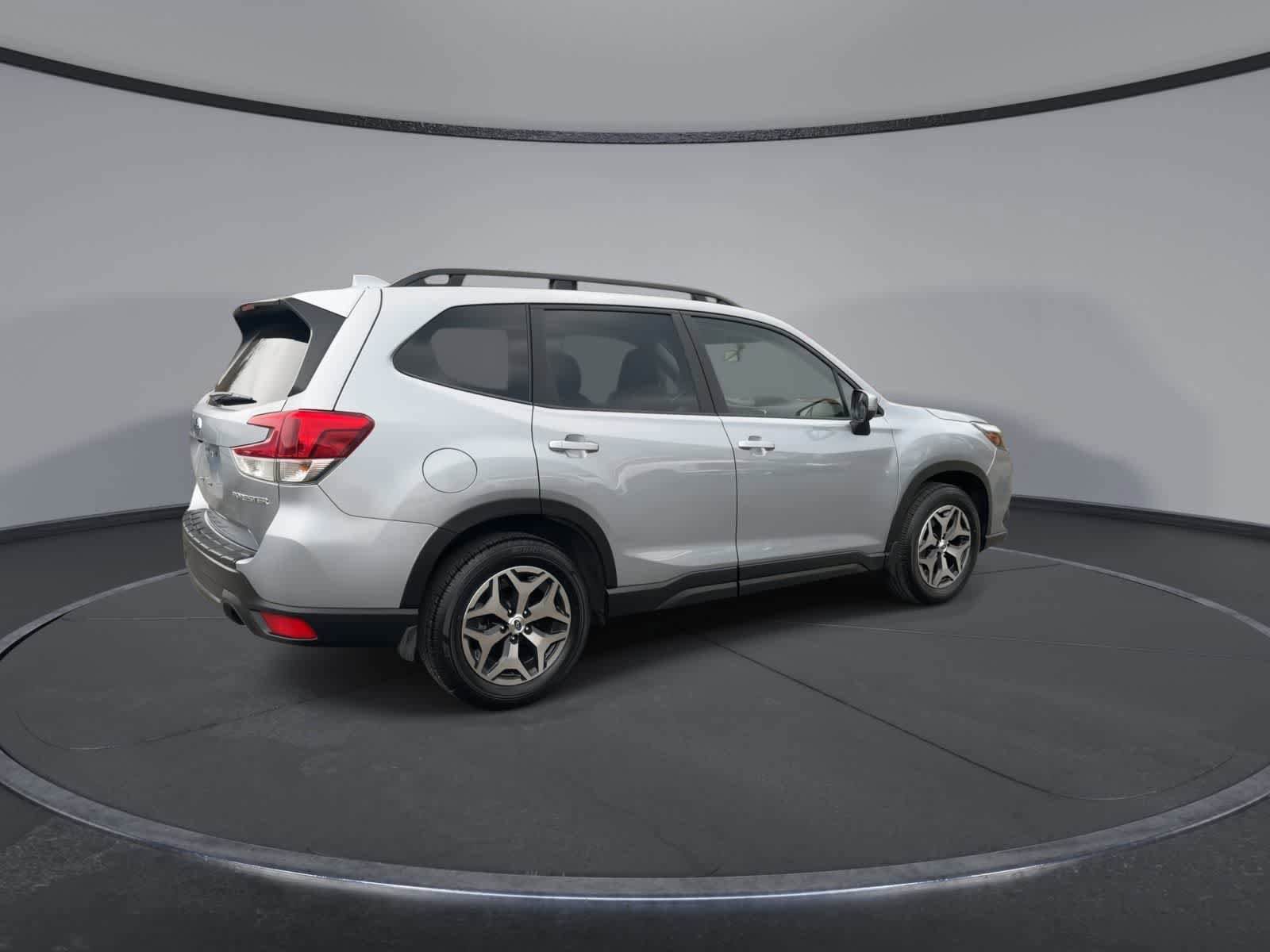 Certified 2023 Subaru Forester Premium image 8