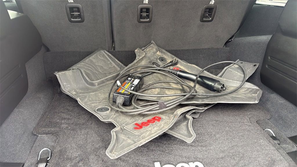 Used 2024 Jeep Wrangler Sahara 4xe image 35