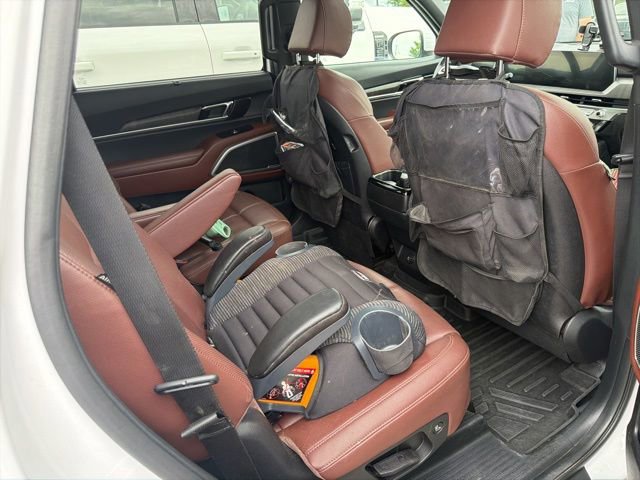 Used 2024 Kia Telluride EX w/ EX Captain's Chair Package AWD/4WD image 30