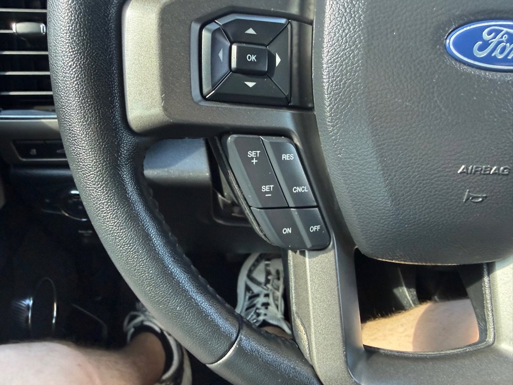 Used 2020 Ford Expedition Max XLT w/ Equipment Group 202A RWD image 40