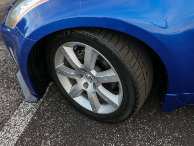Used 2004 Nissan 350Z Touring image 28