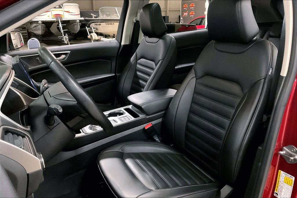 Certified 2021 Ford Edge SEL w/ Convenience Package image 24