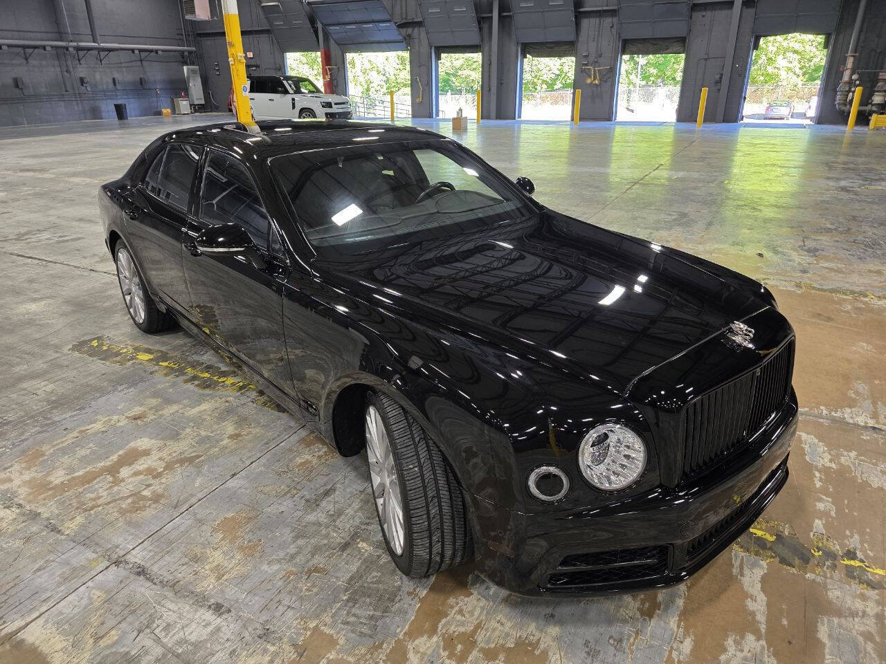 Used 2017 Bentley Mulsanne RWD image 21