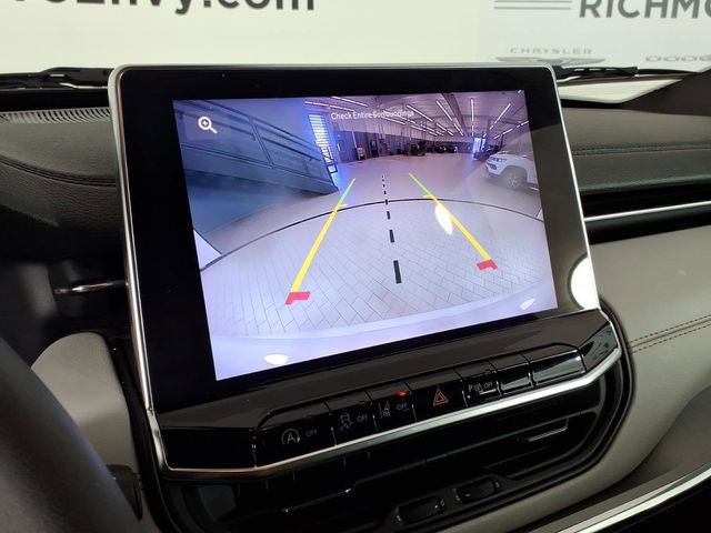 Used 2024 Jeep Compass Limited image 28