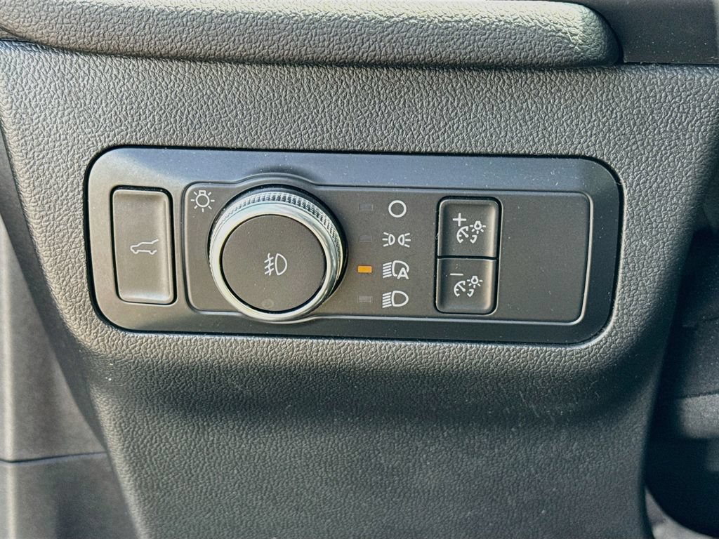 Certified 2022 Ford Escape SEL w/ Technology Package FWD image 10
