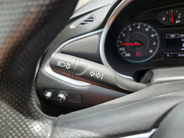 Used 2022 Chevrolet Malibu LT FWD image 18