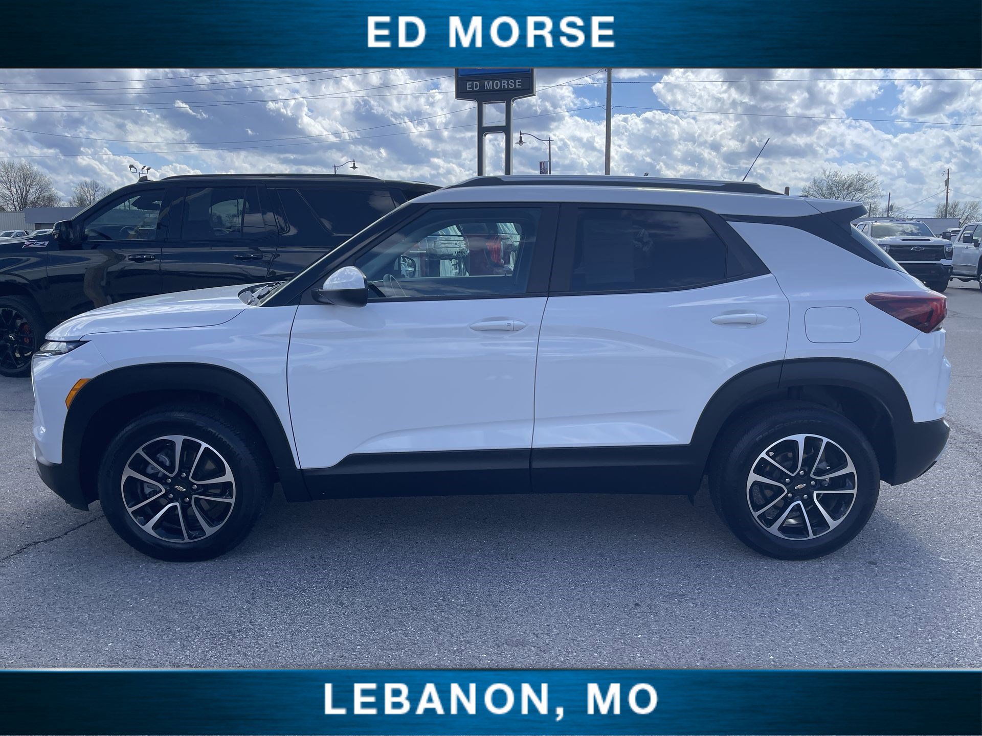 Used 2025 Chevrolet TrailBlazer LT AWD/4WD image 10