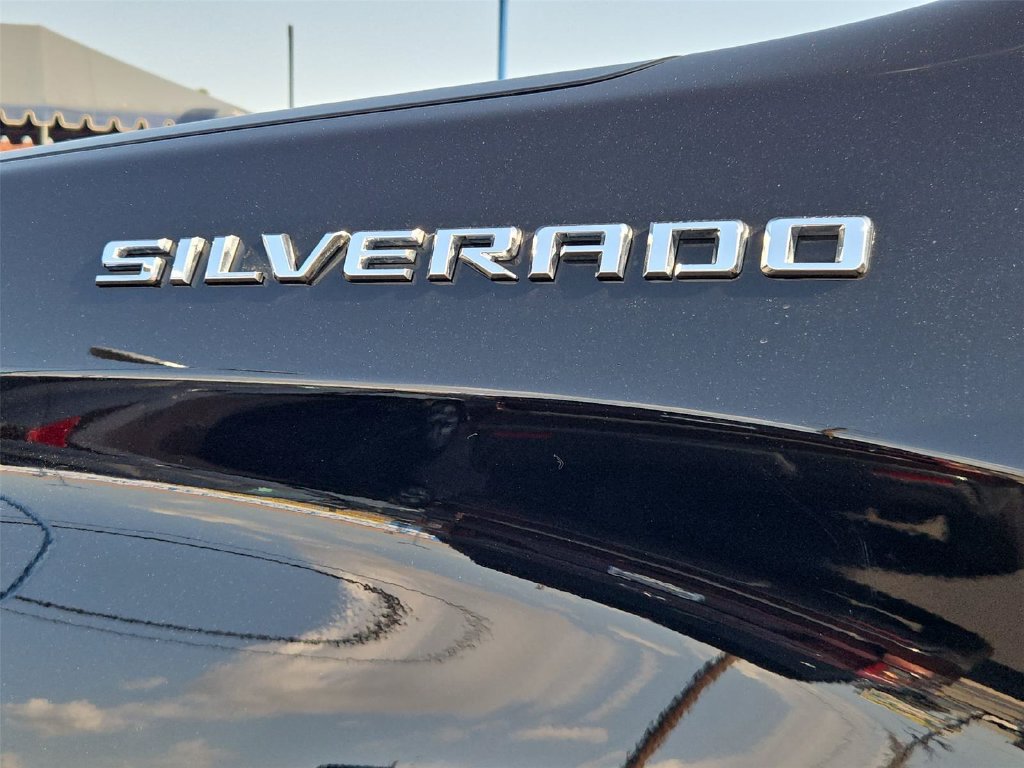Certified 2022 Chevrolet Silverado 1500 Custom RWD image 22