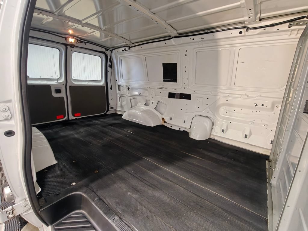 Used 2013 Ford E-250 and Econoline 250 w/ PWR Group RWD image 20