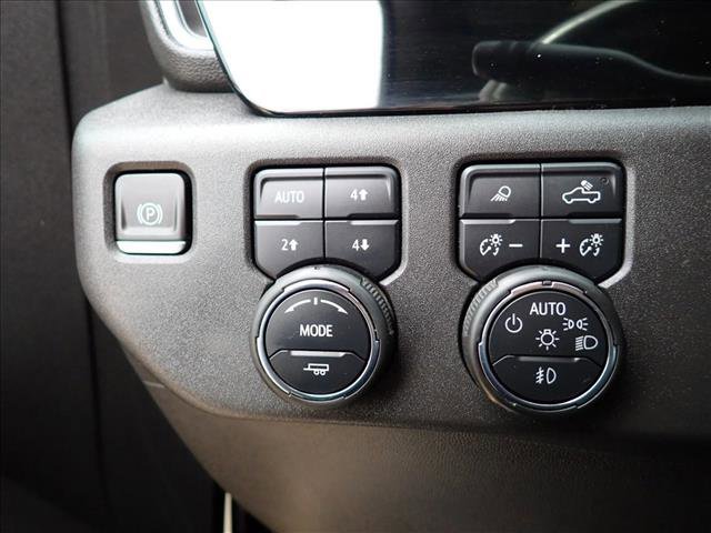 Used 2023 Chevrolet Silverado 1500 LT Trail Boss w/ Convenience Package II image 15