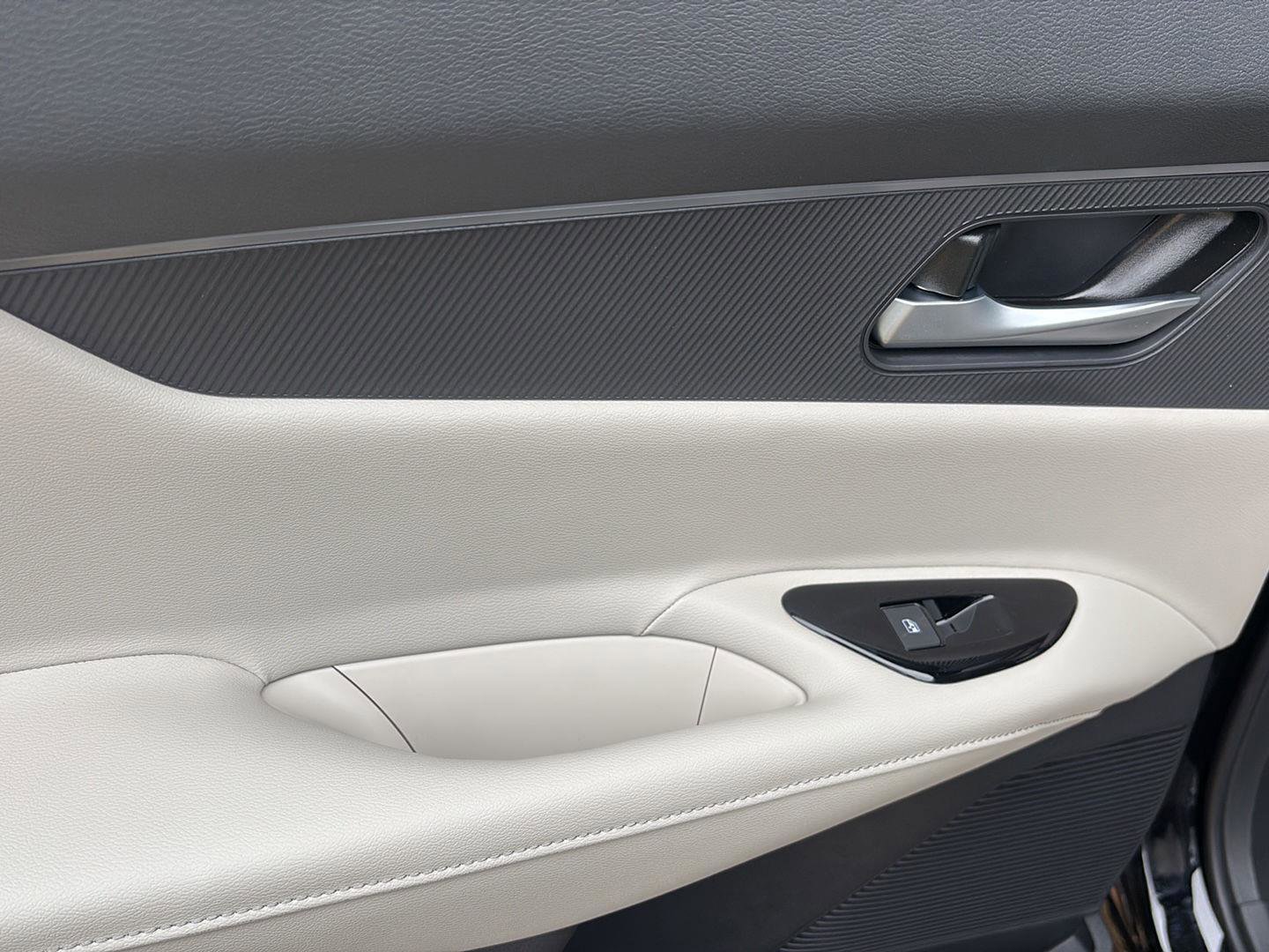 New 2026 Nissan Murano SV AWD/4WD image 19