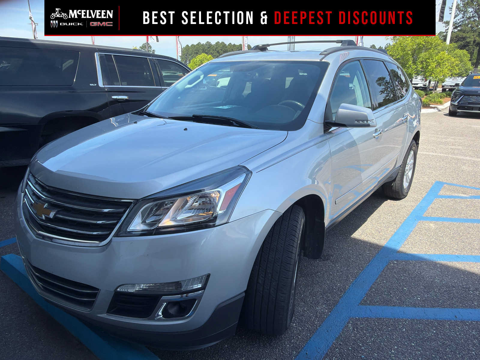 Used 2014 Chevrolet Traverse LT FWD video 1