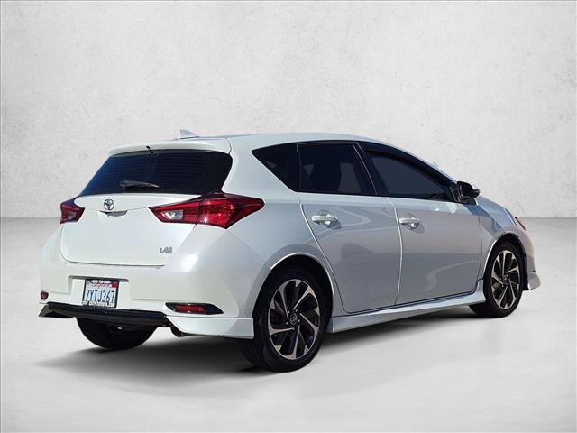 Used 2018 Toyota Corolla iM w/ Carpet Mat Package (TMS) FWD image 5