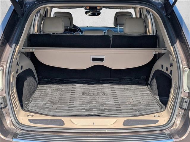 Used 2017 Jeep Grand Cherokee Limited image 6